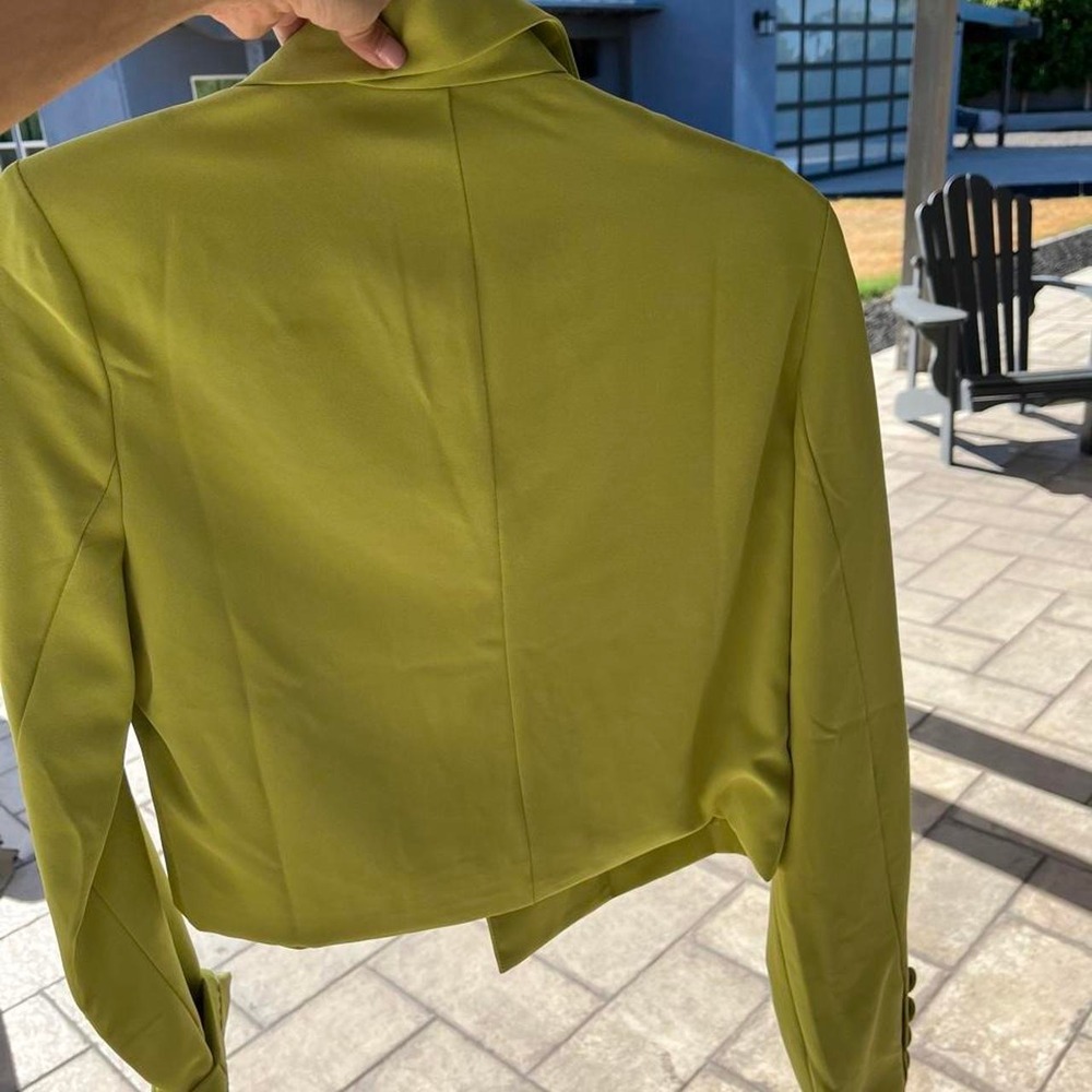 Strut & Bolt Lime Green Chic Career Cropped Blazer Fully Lined NWT - Picture 5 of 7